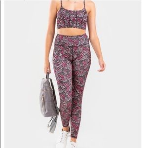 Francesca’s NWT pink floral workout leggings pants